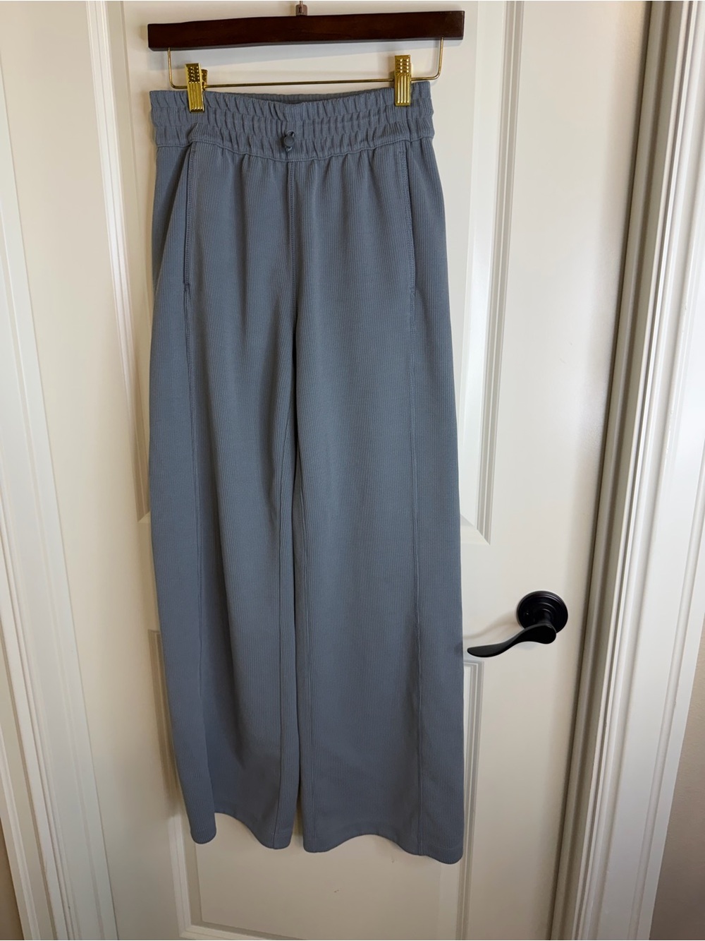 lululemon athletica Wide-Leg Elastic Waist Track Pants in Slate Blue-Gray
